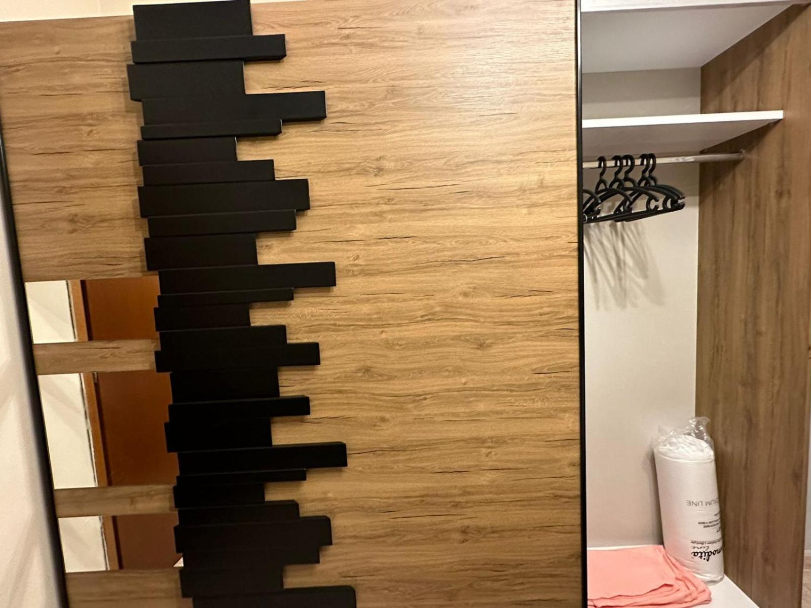 Esar Apartment Драч Екстериор снимка